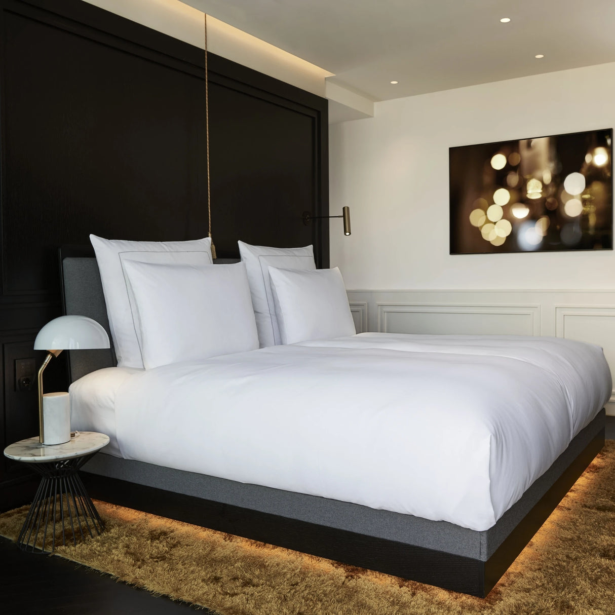 Weiße Bettwäsche Verdi von Velvetana - stilvolle Hotelwäsche für moderne Unterkünfte