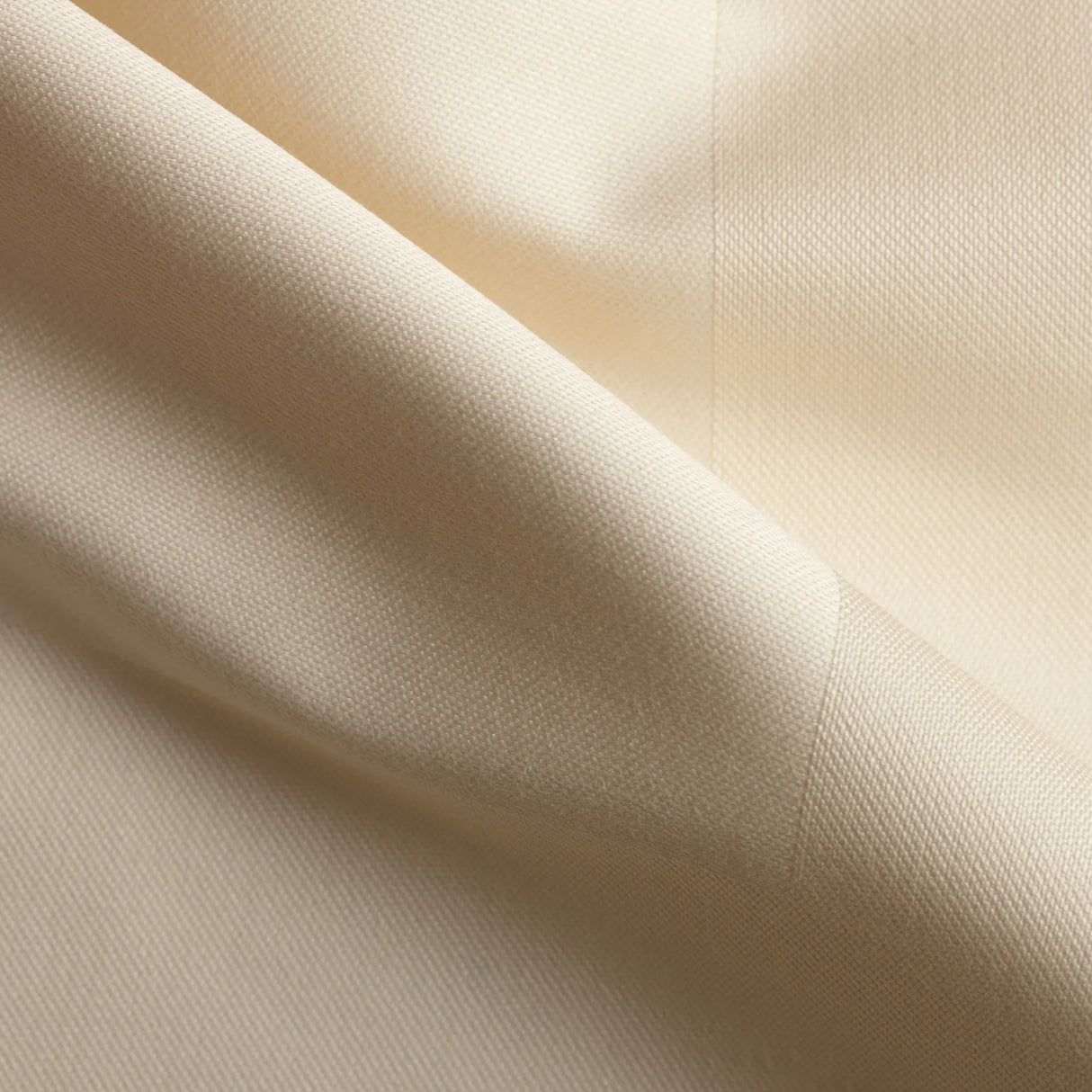 Stoffserviette in beige/peach - sanfte Farbnuance für gehobene Hotellerie & Gastronomie