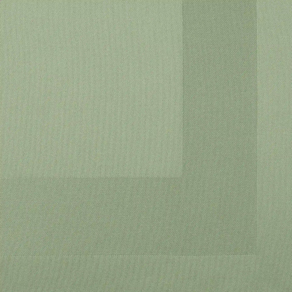 Detailaufnahme der grünen Mundserviette- edler, hochwertiger Stoff mit feiner Struktur für Hotels