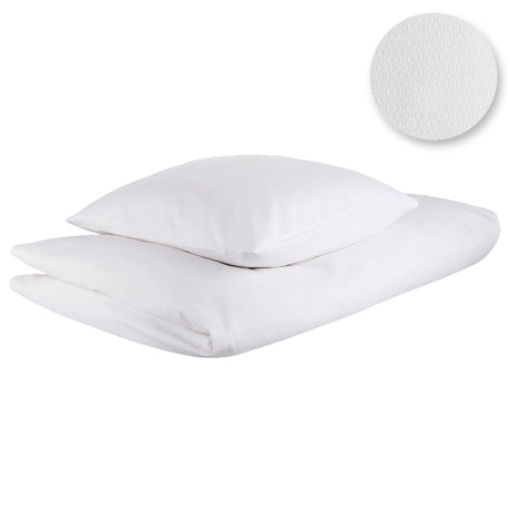 Hochwertige Bettwäsche in Weiß mit Struktur von Velvetana