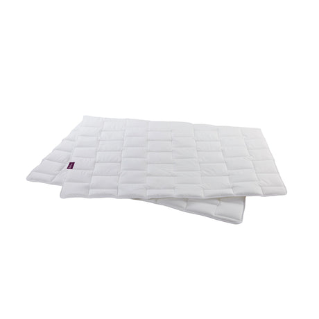 Hochwertige, klimaregulierende Bettdecke für Hotels & Gästezimmer bei Velvetana