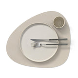 Tischset Curve Nupo Oyster White, pflegeleicht und hochwertiges Platzset bei Velvetana
