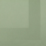 Detailaufnahme der grünen Mundserviette- edler, hochwertiger Stoff mit feiner Struktur für Hotels