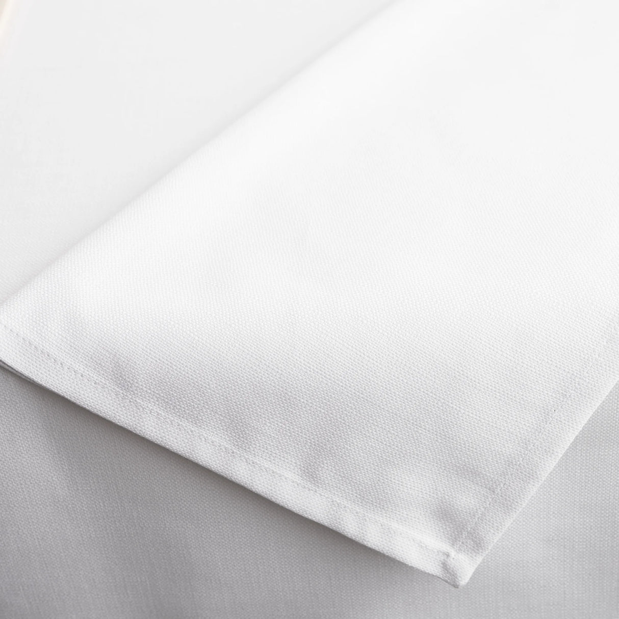 Hochwertiger Rand der Tischwäsche Asti - fein verarbeitet & strapazierfähig für gehobene Gastronomie