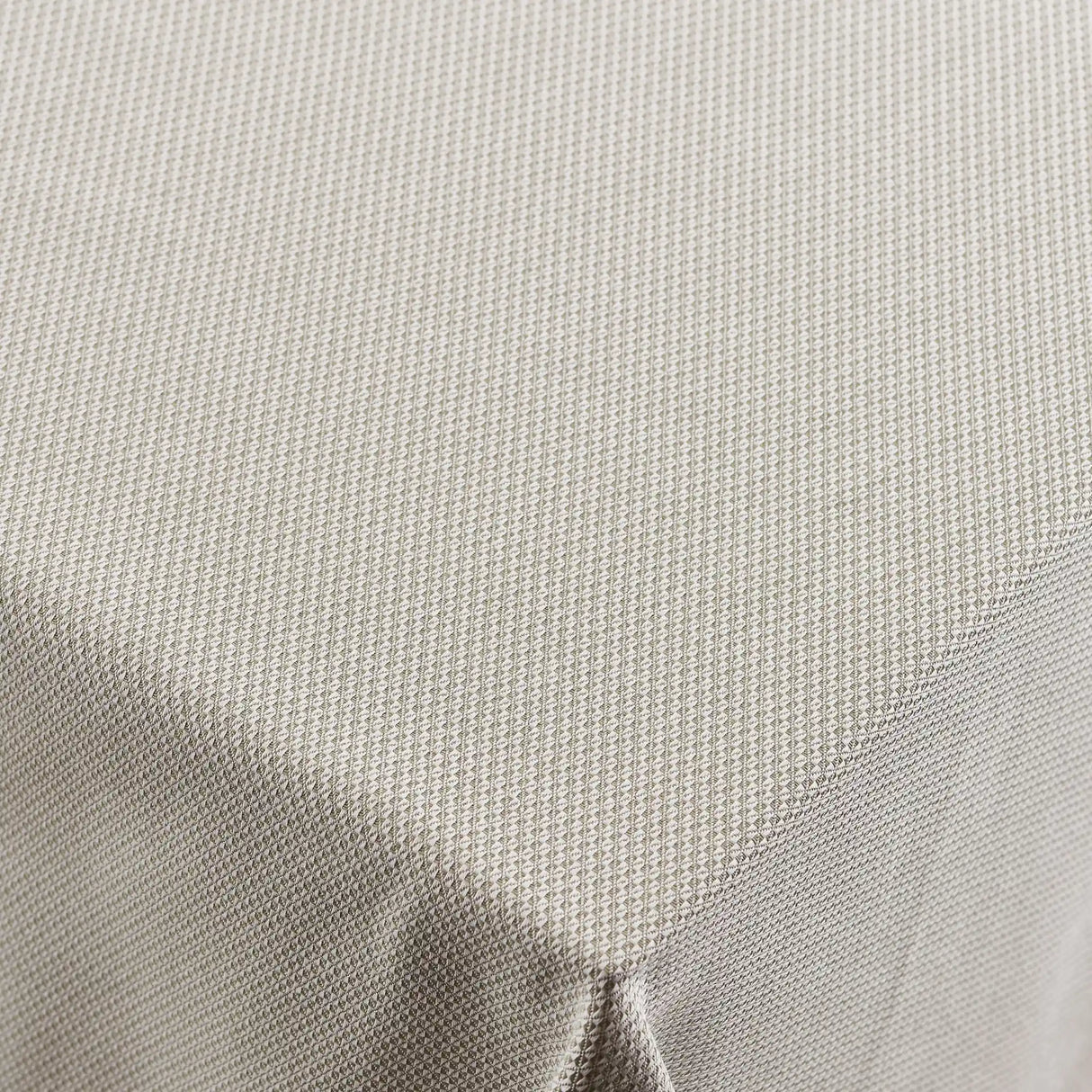 Tischdecke Dijon in Elmwood - stilvolle Naturfarbnuance für gehobene Restaurants & Hotels