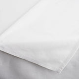 Randverarbeitung der Tischdecke Dijon - feine Verarbeitung & edler Glanz für gehobene Tischkultur